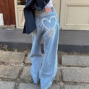 人気 ハート ペイント デニムパンツ パンツ ジーンズ ロングパンツ バックペイント すっきり スタイル リラックス 春夏秋 お出かけ 普段着 レディース 体型カバー ヴィンテージ カジュアル ルーズ 大きいサイズ 着回し ママ 10代 20代 30代 40代 50代