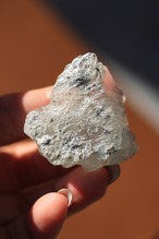 フローライト「冬の落とし物」Fluorite ◇ 天然石・鉱物・パワーストーン・原石 | st00405