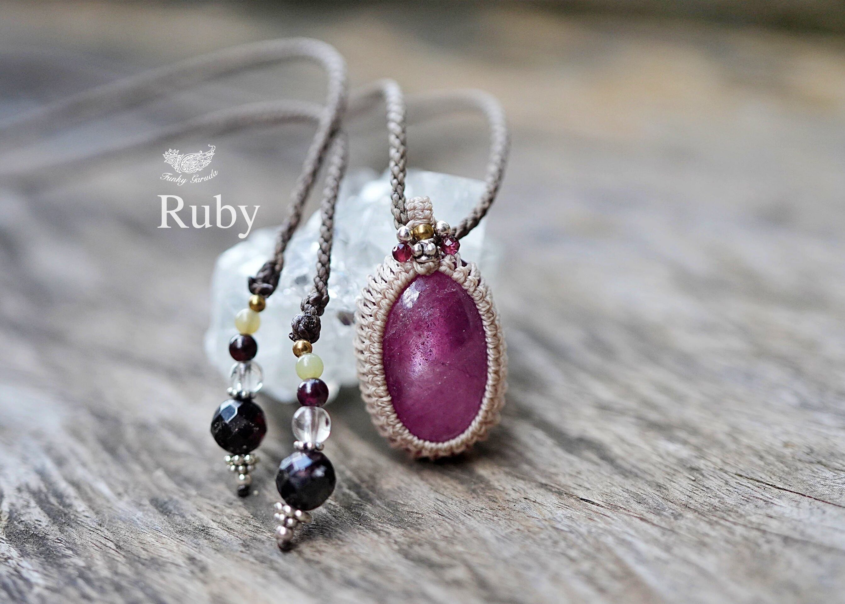 透明気泡★ルビーマクラメネックレス1438