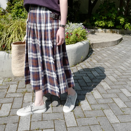 O'NEIL OF DUBLIN｜アイリッシュリネンローウエストキルトスカート（col.CALTRAブラウン＆ネイビーチェック）Sサイズ
