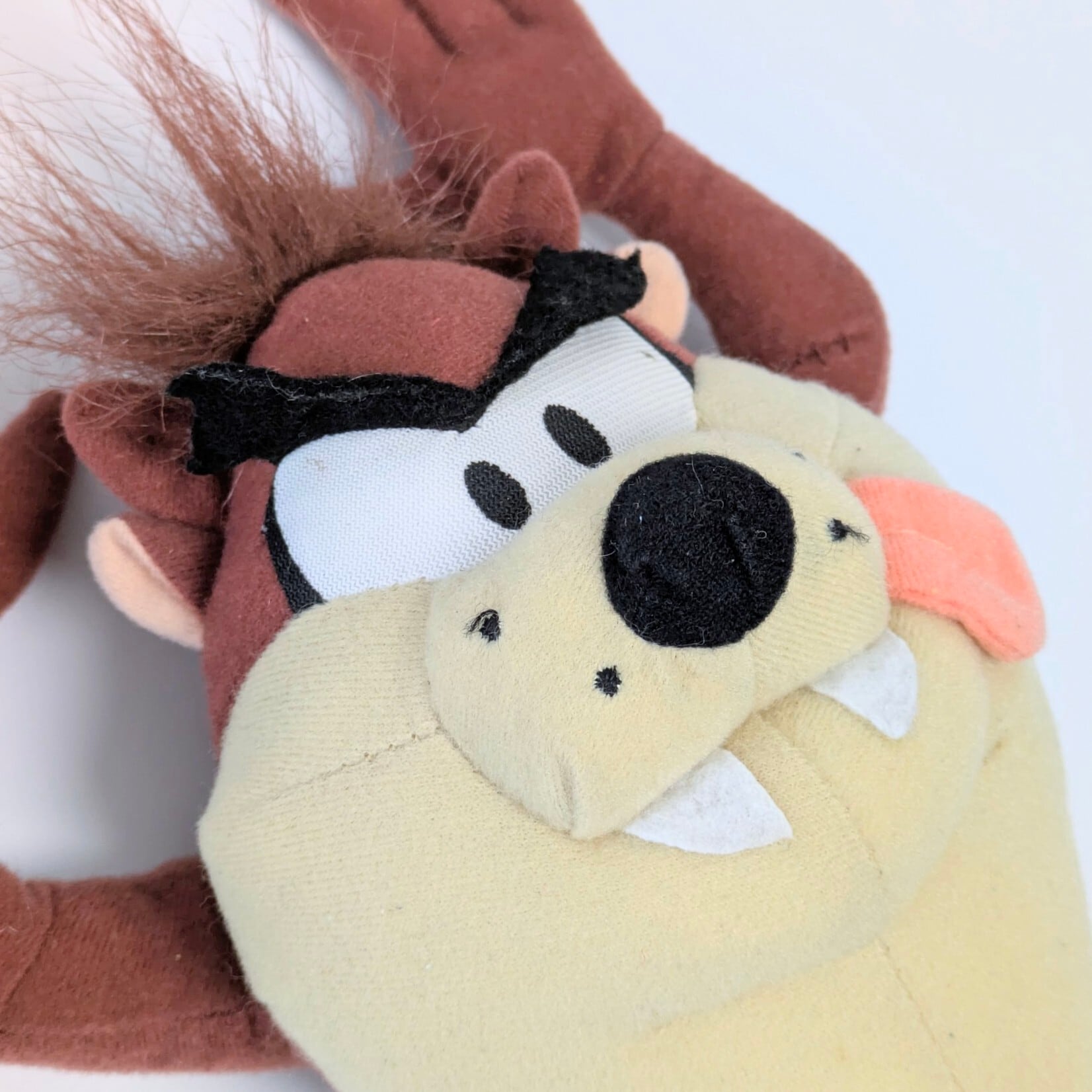 ☆VINTAGE 90'☆【 Looney Tunes ( ルーニーテューンズ )】 タズマニアンデビル プラッシュトイ / TAZ / ぬいぐるみ 〚アメリカン雑貨 アメトイ〛