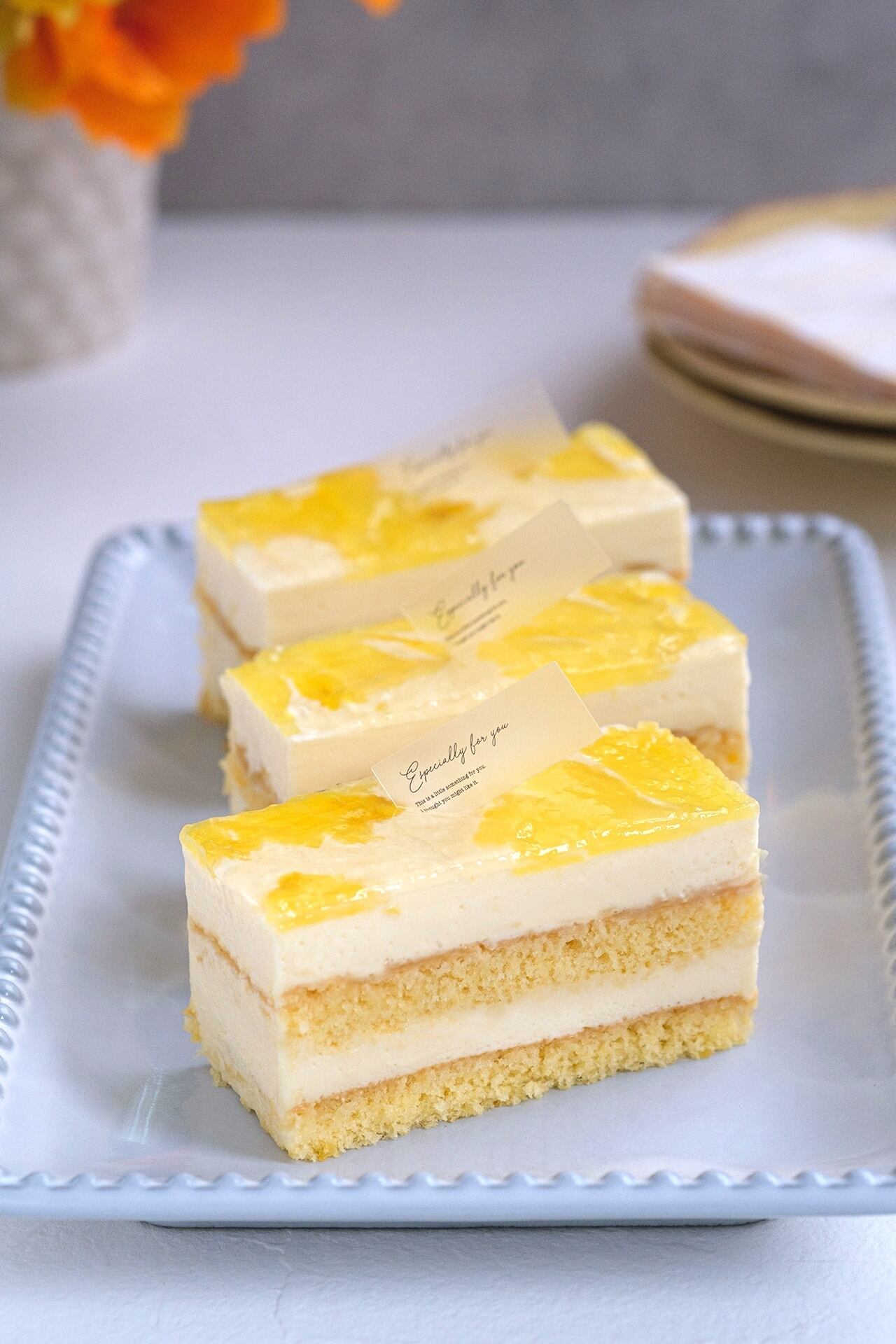 パインとレモングラスの初夏のケーキ〜卵白でつくる米粉のサブレ付き