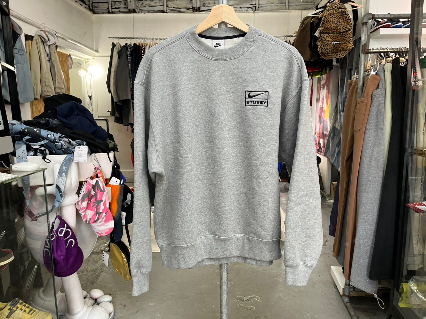 Stussy Nike sweat crewneck grey s サイズ