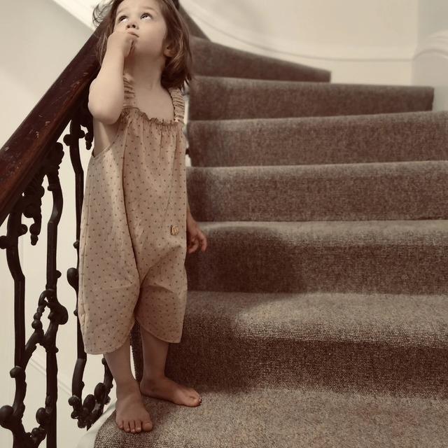 【予約】House of Dungarees / Organic Pullover Short Dungarees - Dotty Peach