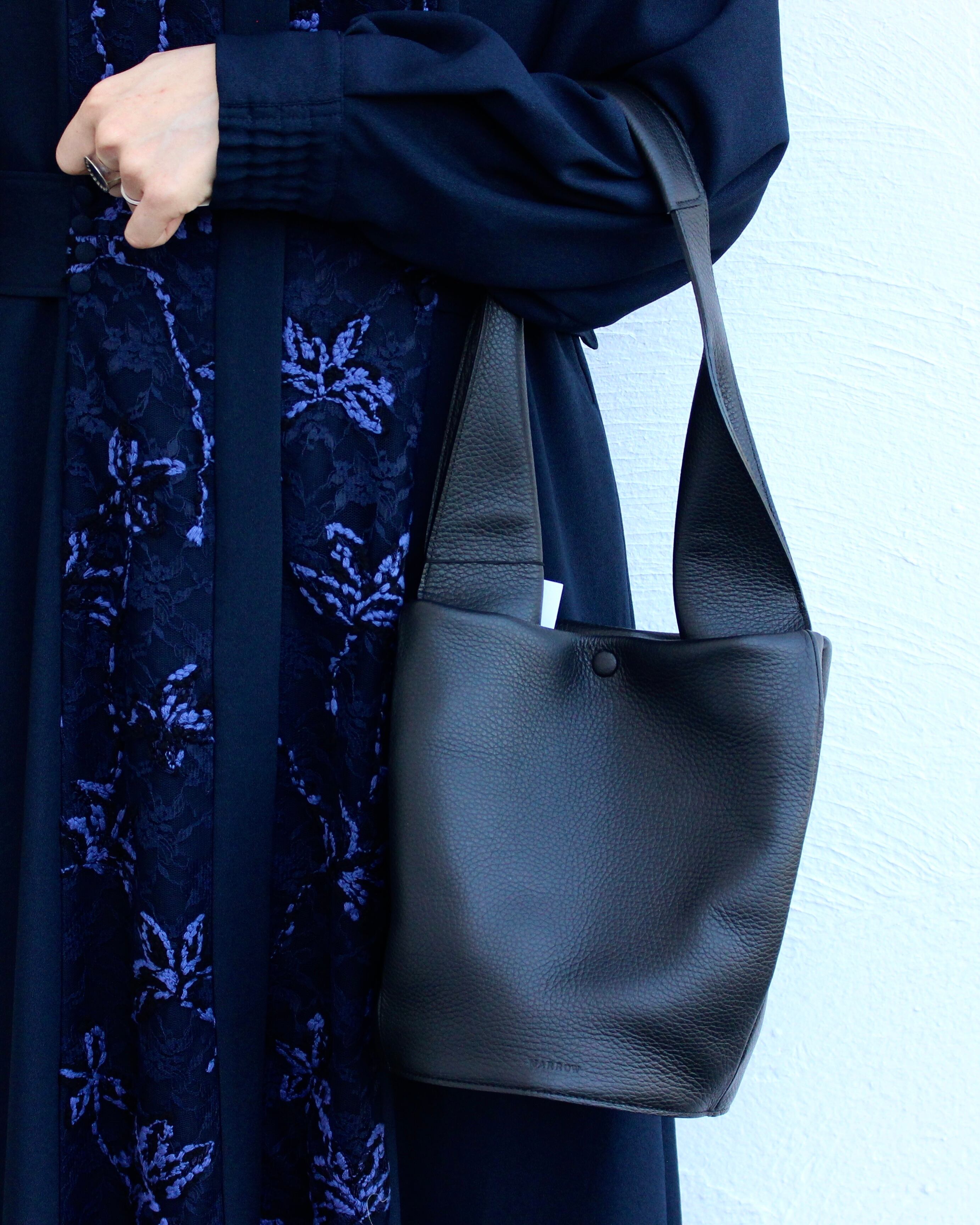 MARROW/barrel handle bag