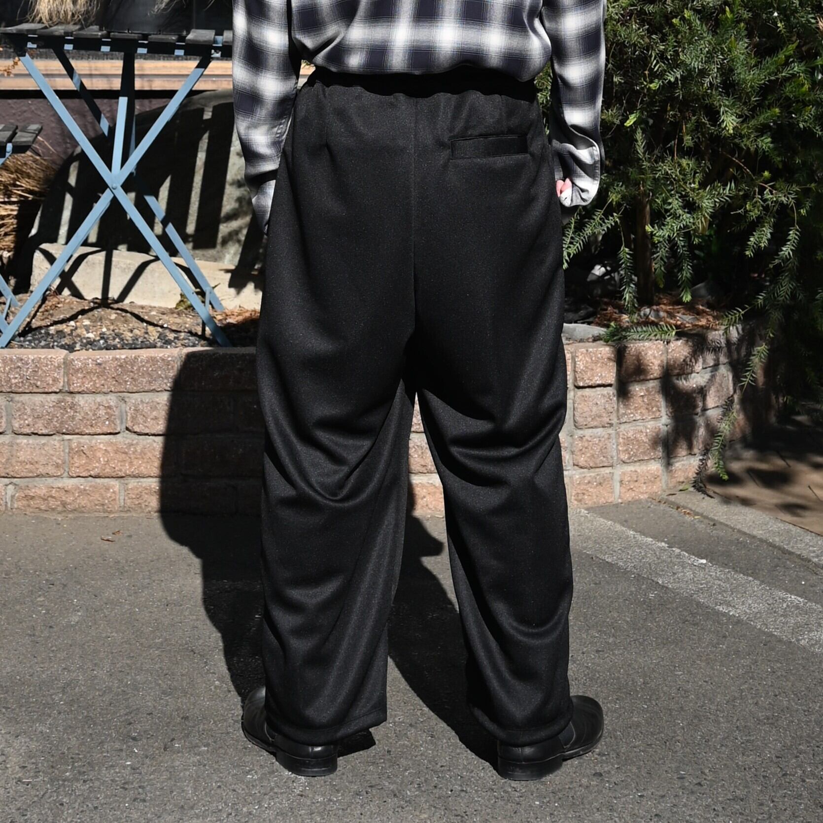 Leh / Zip Wide Track Pants | GANKO