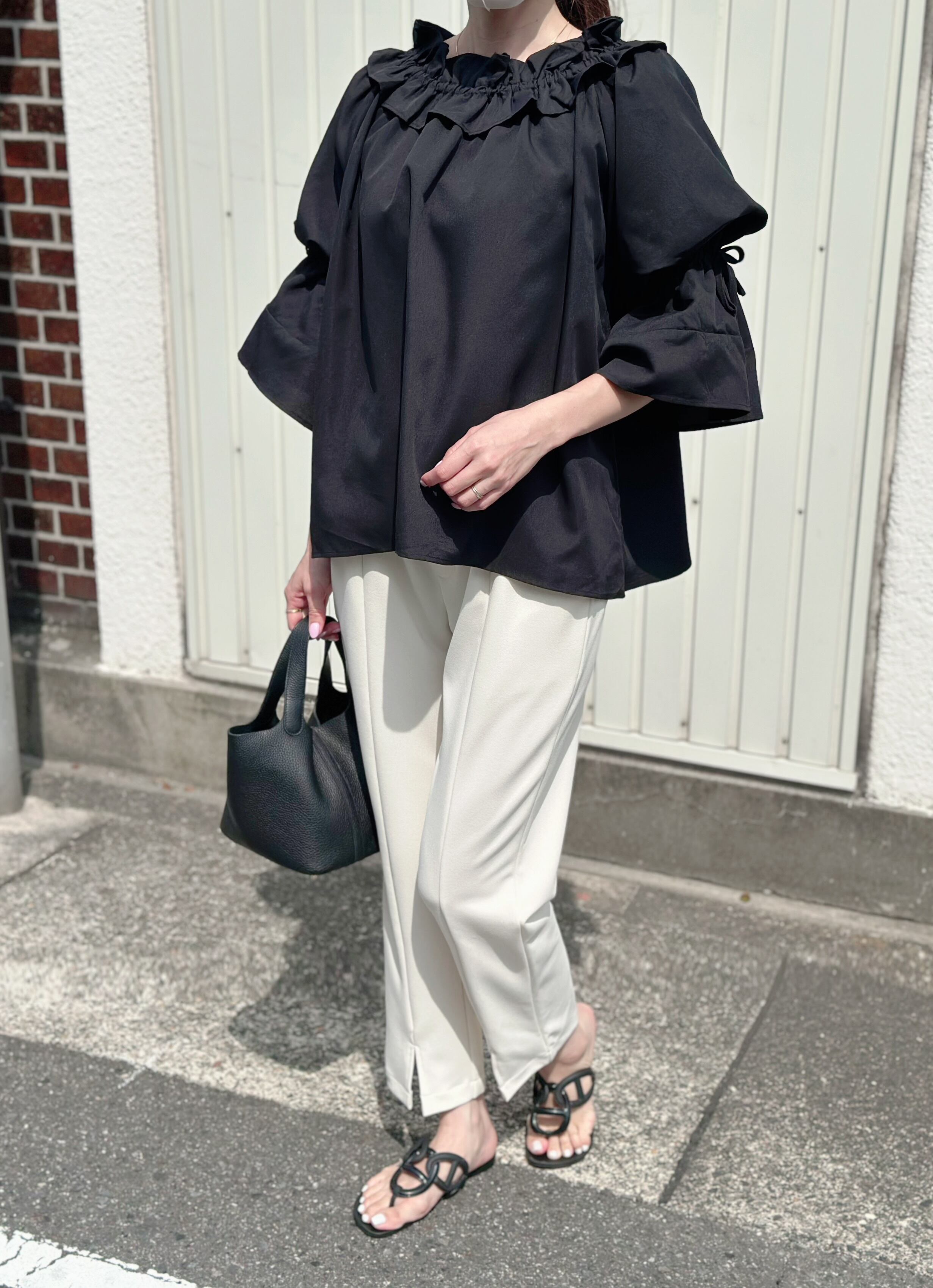 ◆即納◆2wayフリルネックブラウス(ご注文から1-4営業日でお届け)