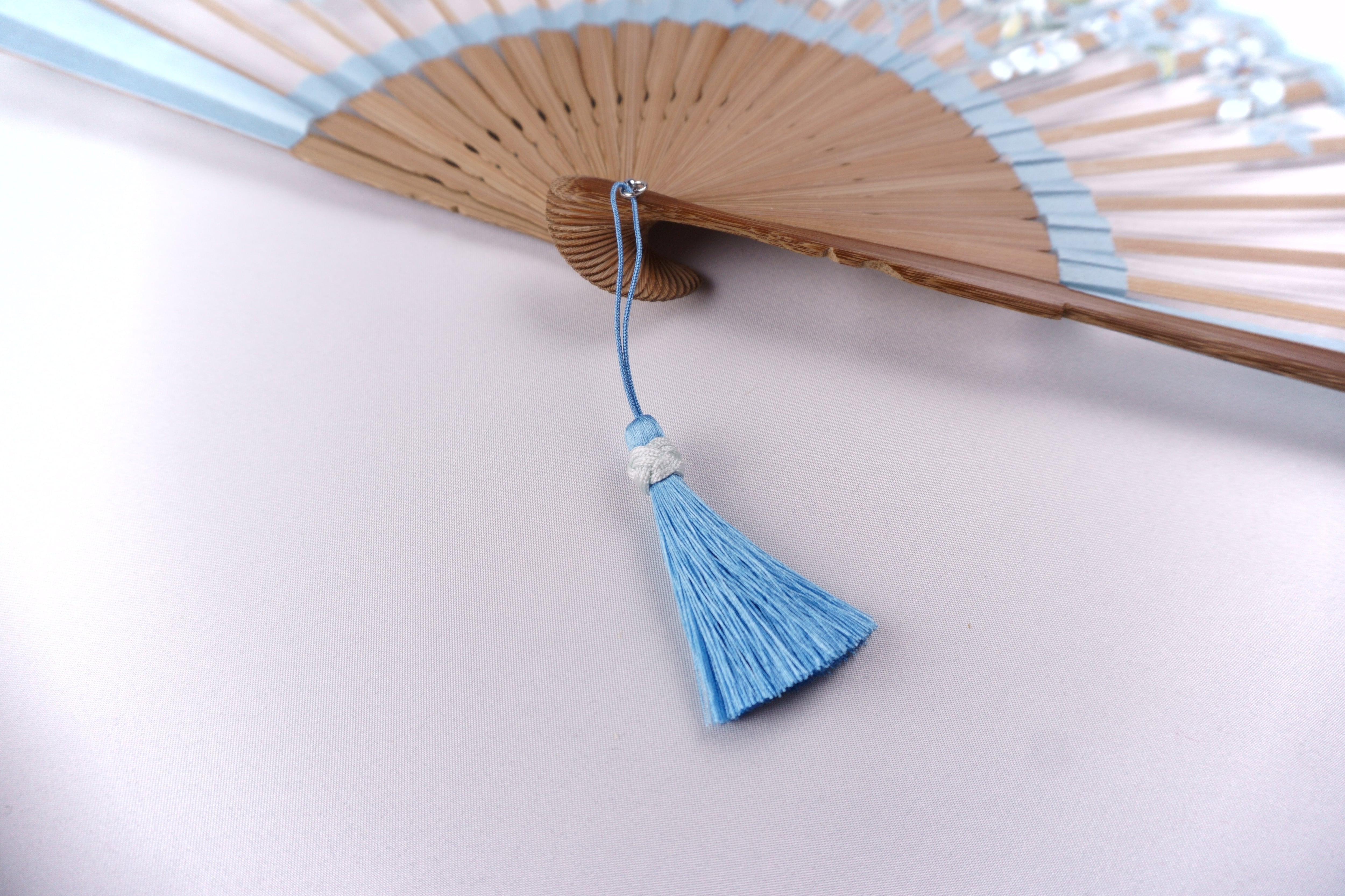 額透かし彫扇 紗月 わすれな草 水 | 紗月扇 京都【オンラインショップ