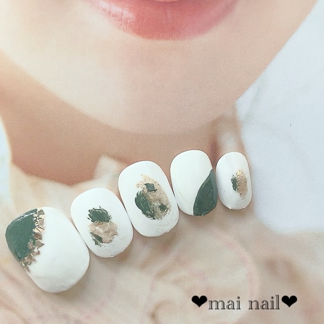 限定 抹茶掛けホワイトチョコ 金箔を乗せて Mai Neil 限定 抹茶掛けホワイトチョコ 金箔を乗せて Mai Neil