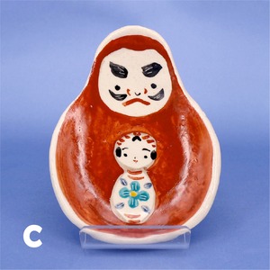 《 鈴木ハツミ 》小皿　ダルマこけし