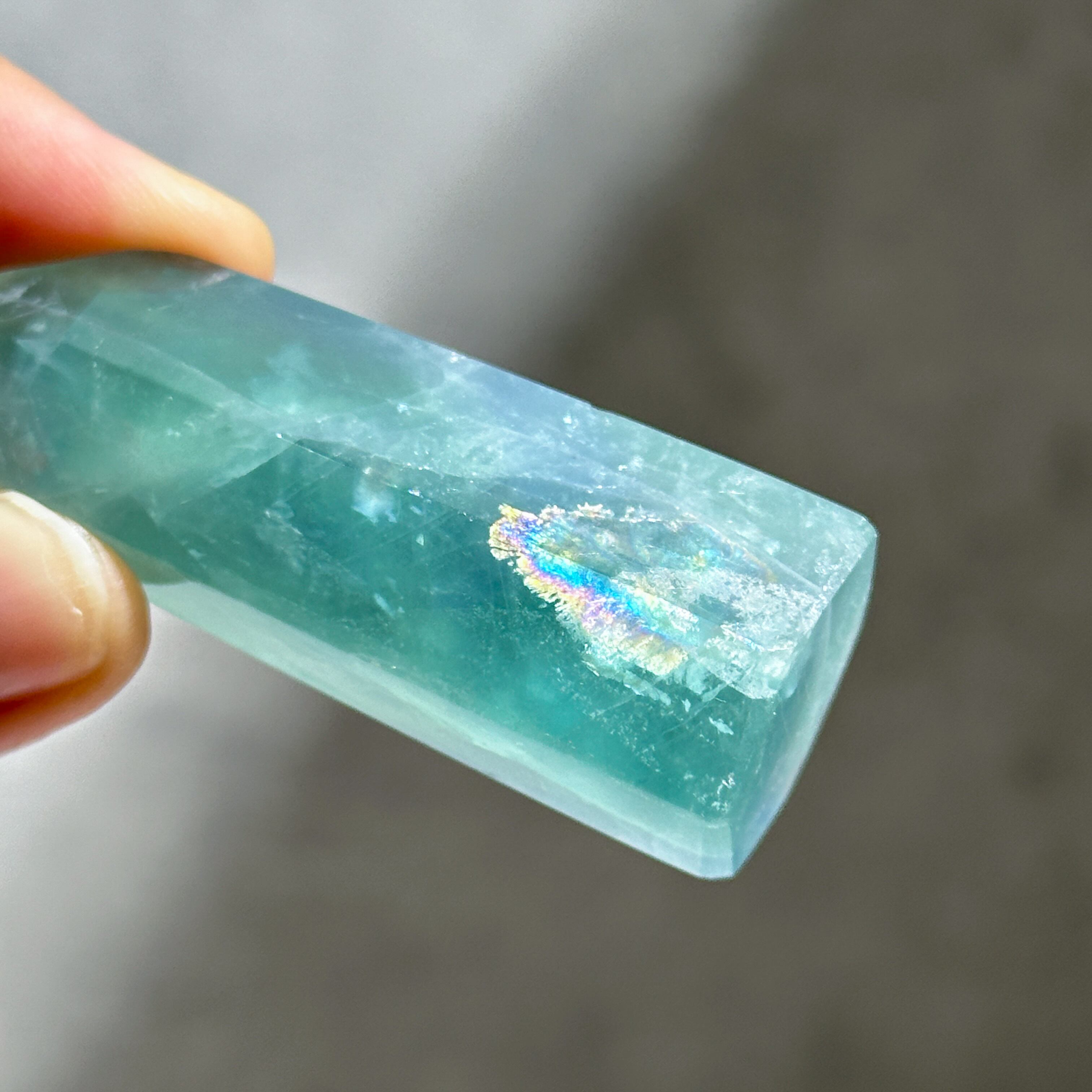 ブルー、グリーンフローライト タワー型13◇ Rainbow Fluorite