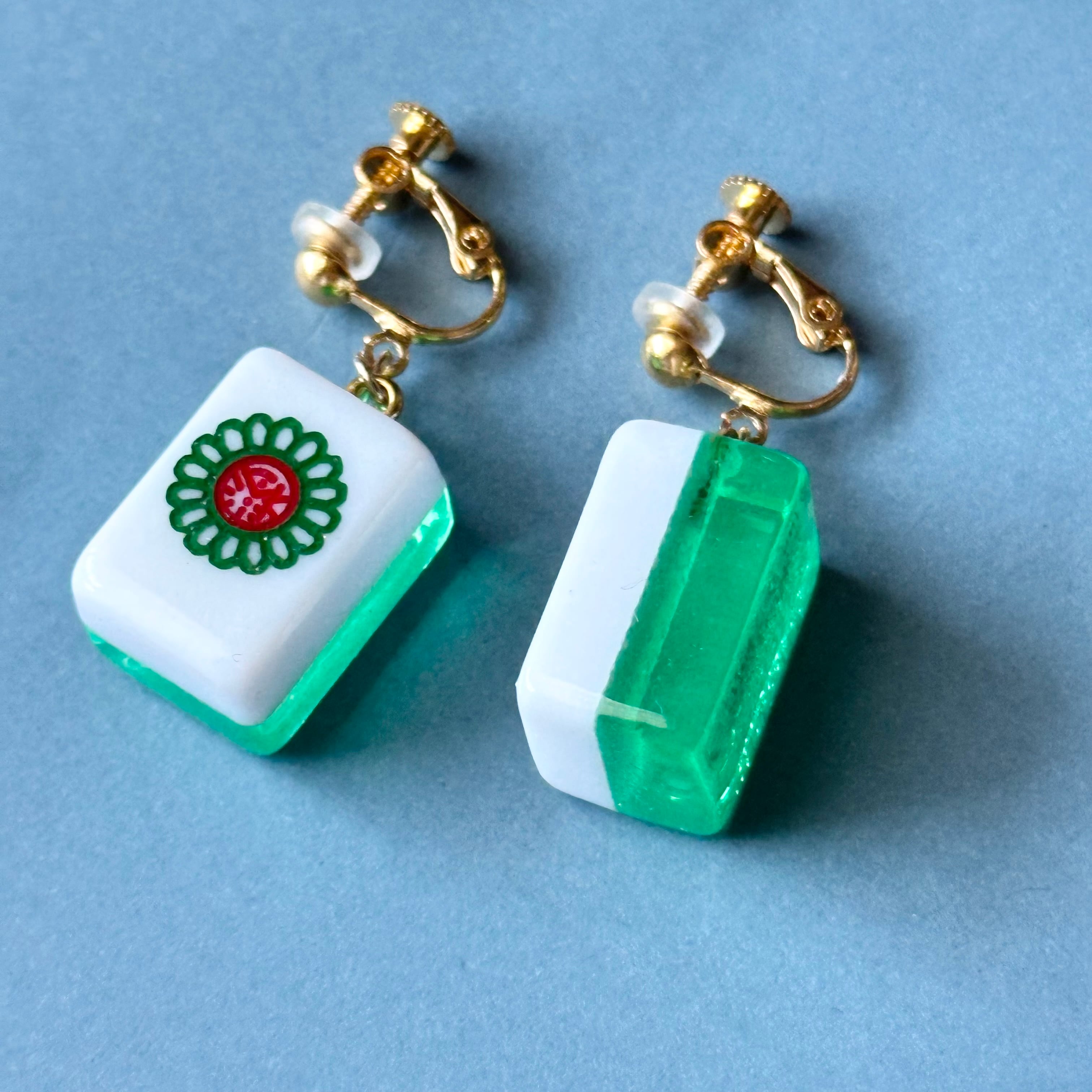 ❁筒子❁ミニ﻿麻雀牌ピアス、イヤリング(239) | ハンドメイドpino
