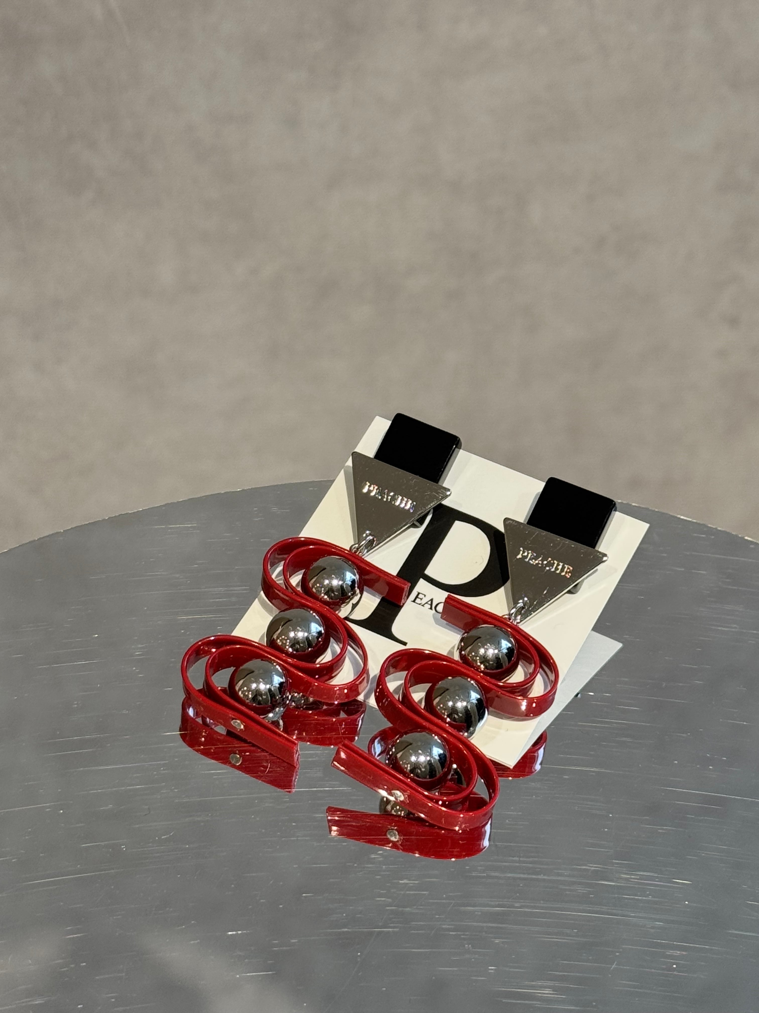 double wave red silver