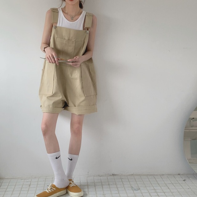レディース オーバーオール パンツ ショート丈 ハイウエスト ポケット ワイドレッグパンツ M L XL 大きいサイズ 10代 20代 メンズライク ボーイッシュ かわいい 可愛い 大人 大人っぽ 大人可愛い 大人女子 おしゃれ お洒落 女っぽ シンプル カジュアル ファッション コーデ トレンド 普段着 普段使い ラフ ルーズ ゆったり 楽ちん 体型カバー 通勤 OL 通学 学生 流行 お出かけ ランチ ショッピング 女子会 デート リゾート 運動 旅行 休日 アウトドア スポーツ イベント 送料無料