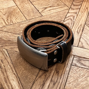 ⊕⊕ LEATHER CUSTOM BELT