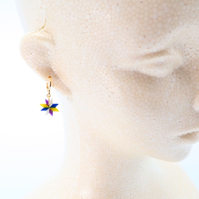 モチーフピアス(花)