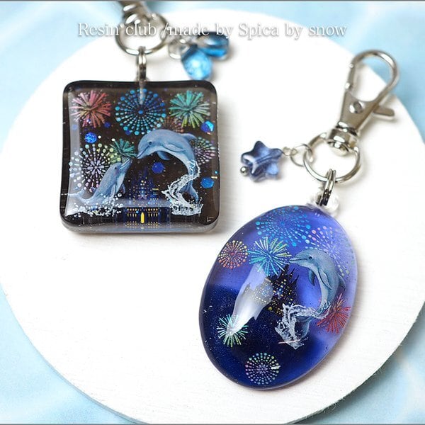 情景のレジン イルカと花火 】1枚 両面タイプ/レジン/封入/レジン