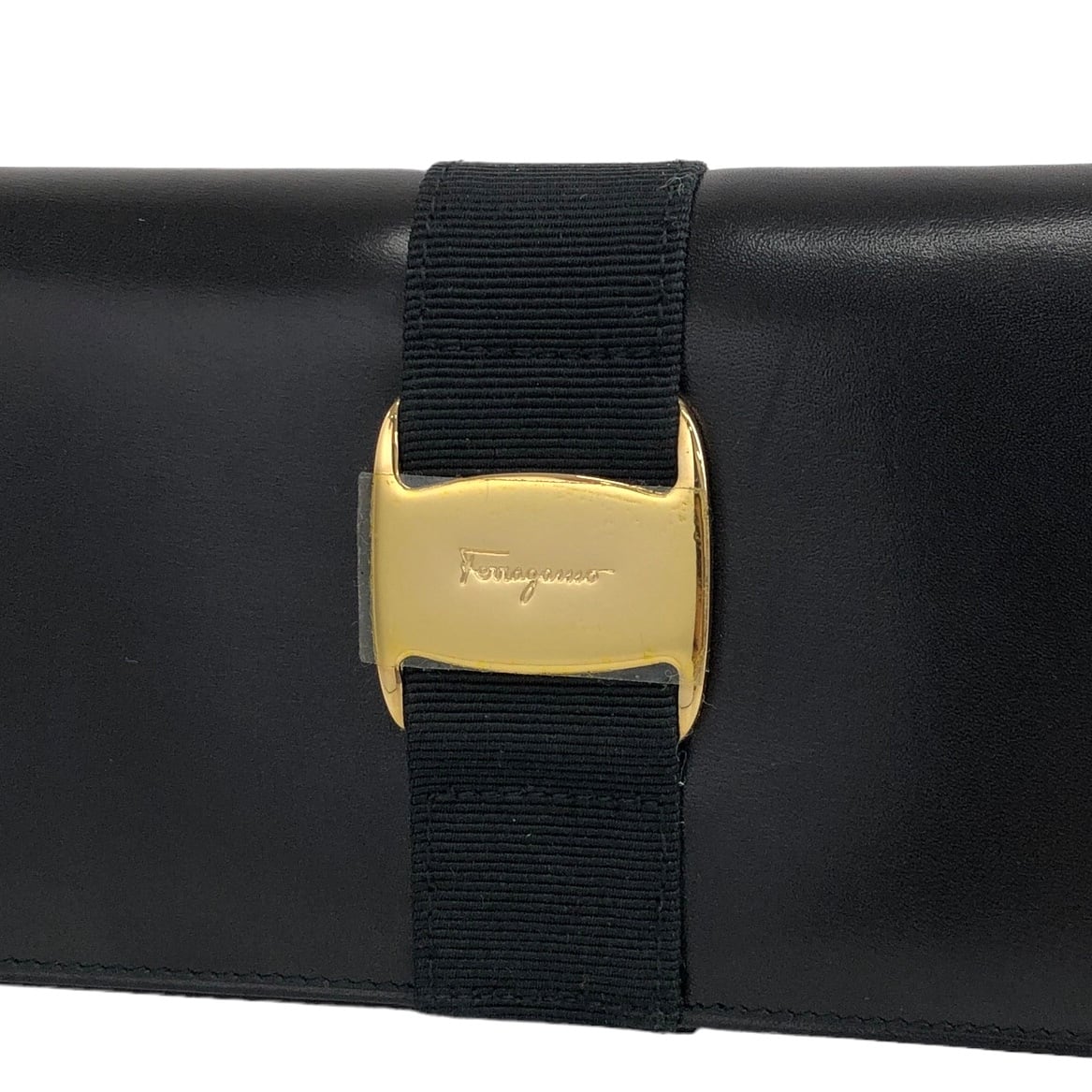Salvatore Ferragamo サルヴァトーレ フェラガモ ヴァラ 財布 ブラック