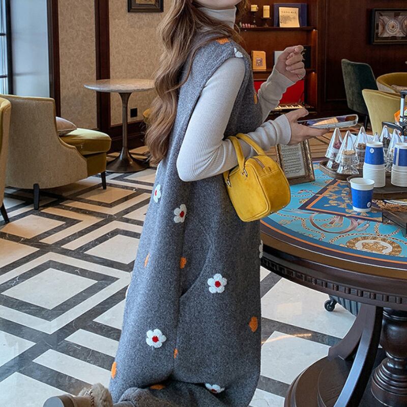 Heather Charcoal Daisy-Motif Pinafore Gown S0308