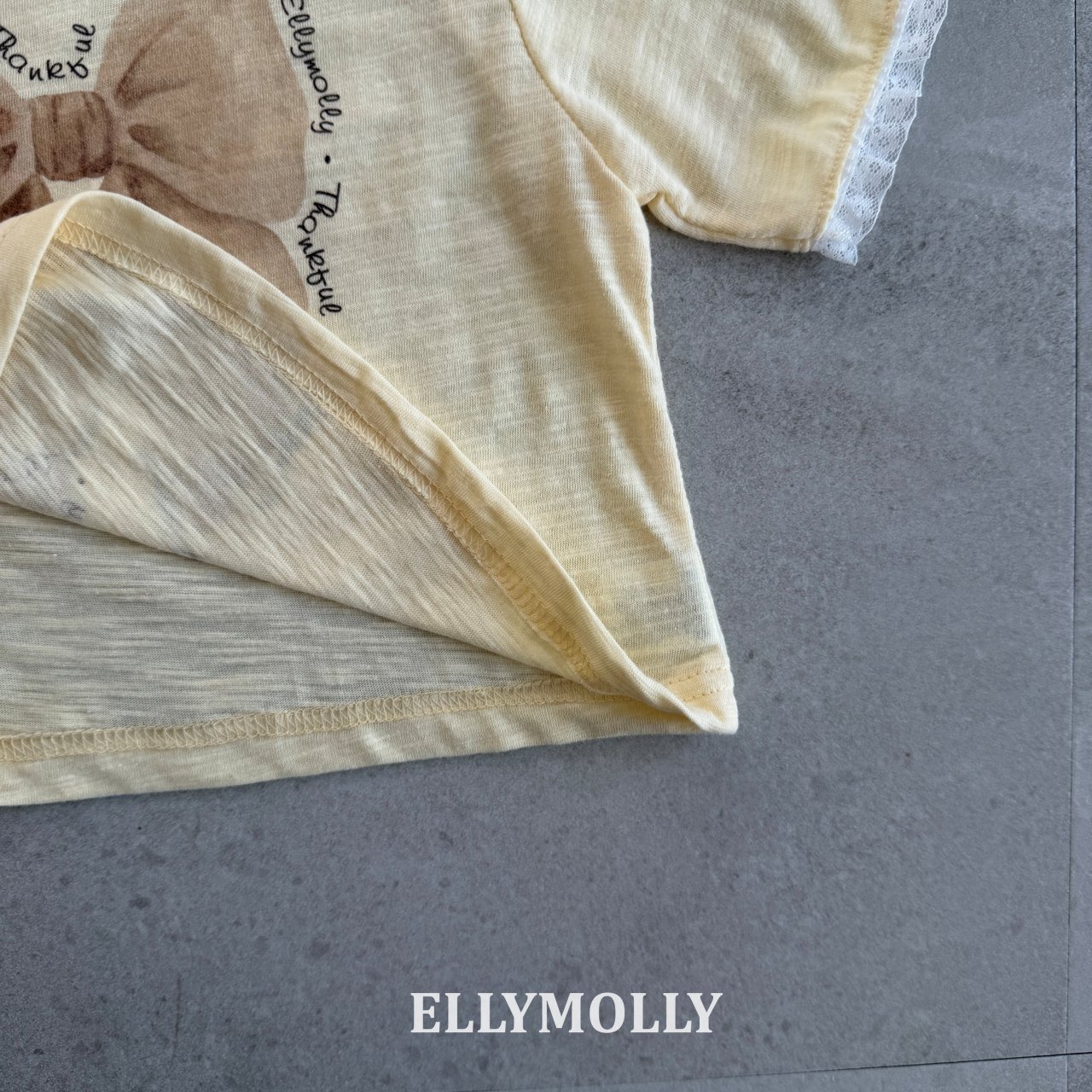 [ELLYMOLLY] Slab Ribbon Tee / [엘리몰리] 슬랍리본티