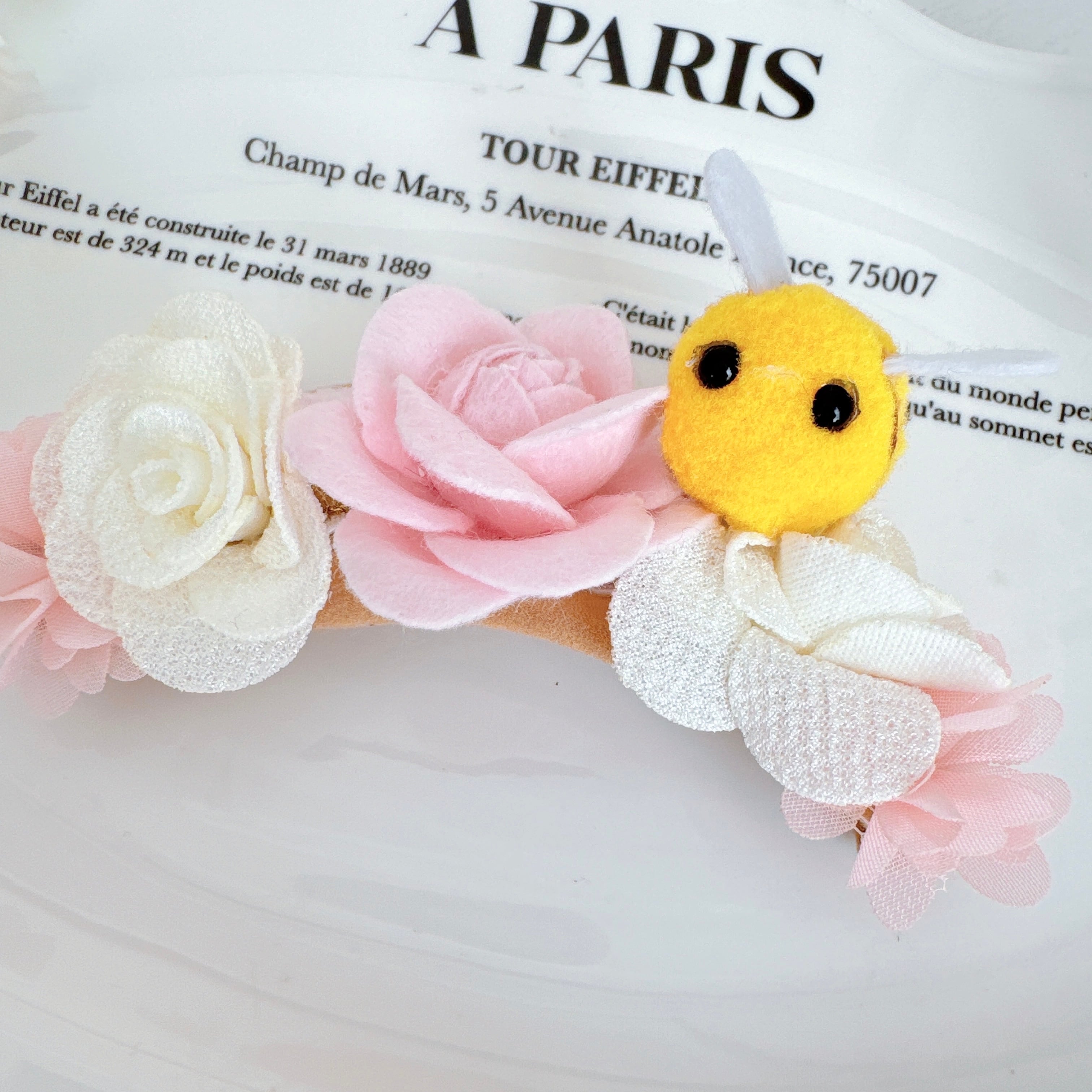 春のお花ハチさんヘアバンド