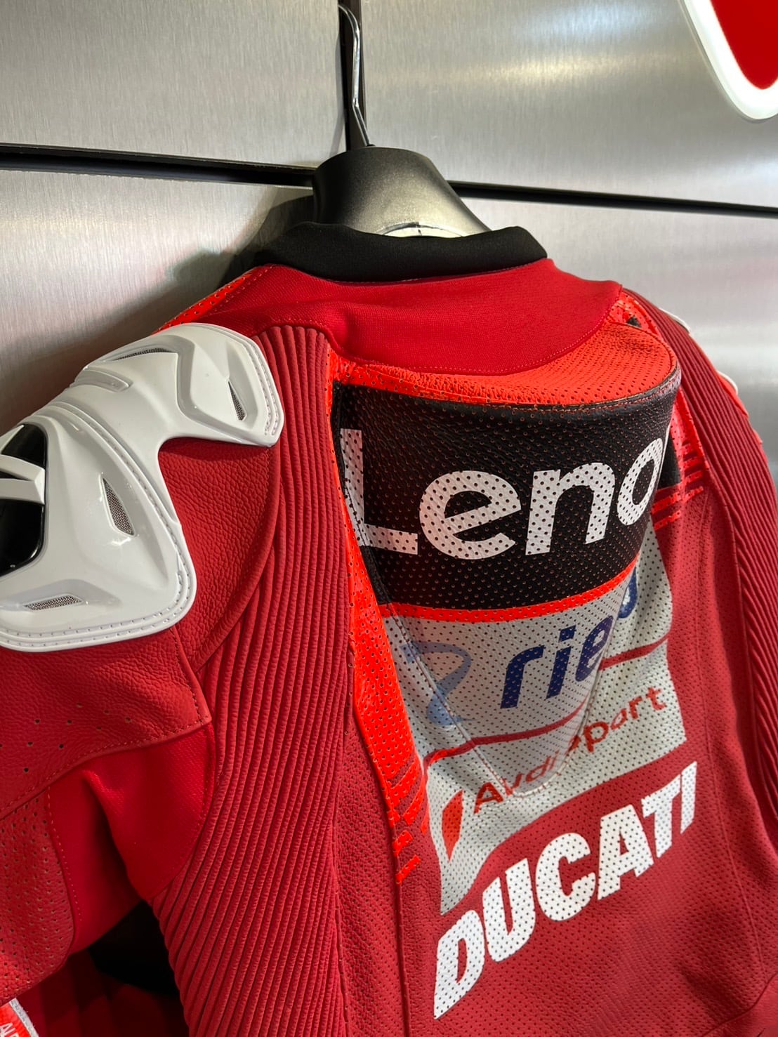 Replica MotoGp 25（レザージャケット） | ドゥカティ千葉セントラル