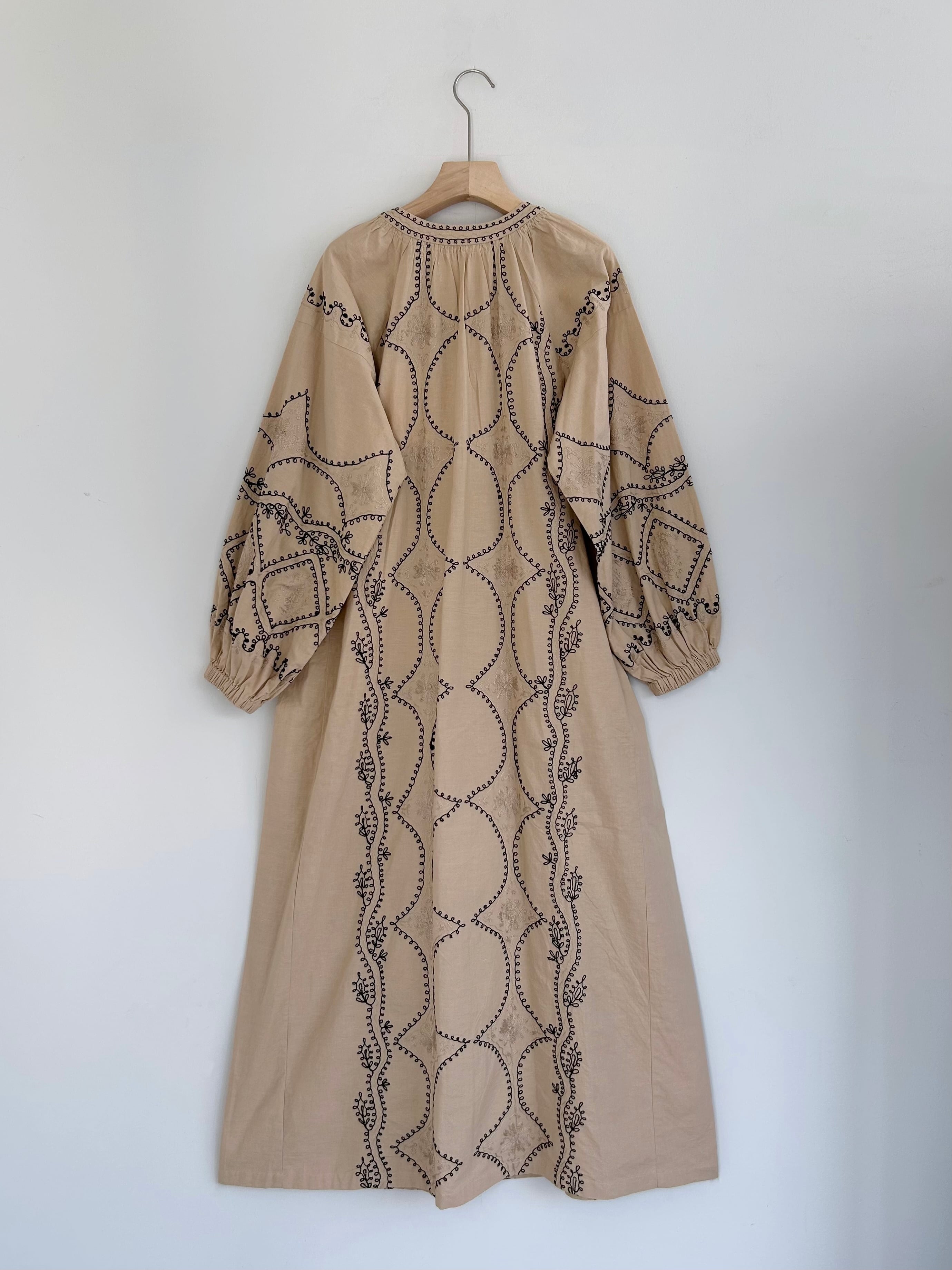 Sara Mallika Cotton Linen Daiamonde Aari Embroidery Dress | KOKO