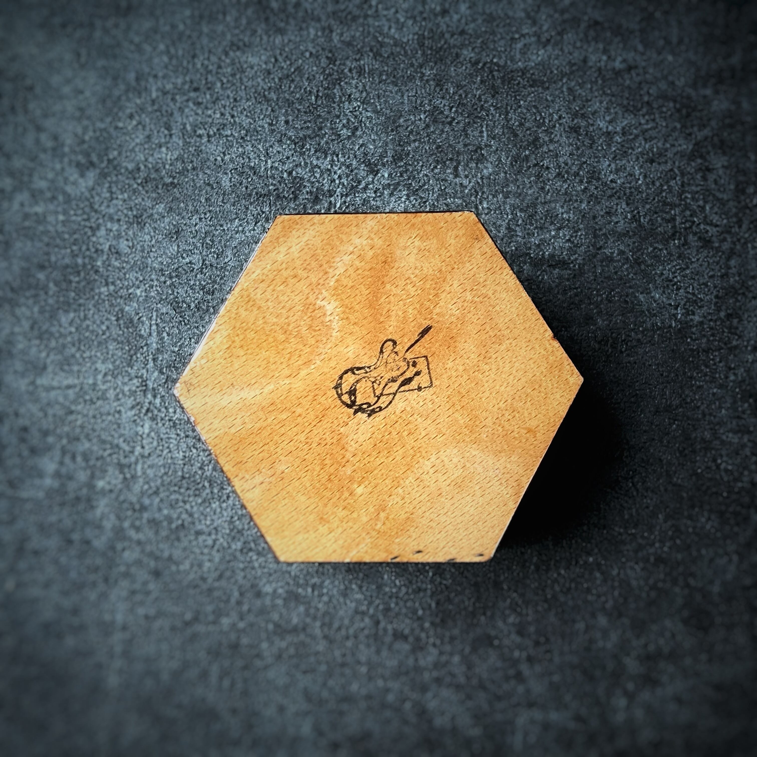 象嵌細工（ハータムカーリー）小箱 六角形 （12cm）【KHA-115