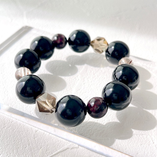 【残り僅か】希少石スギライト×モリオン【16mm】プレミアムお守りブレスレット✧