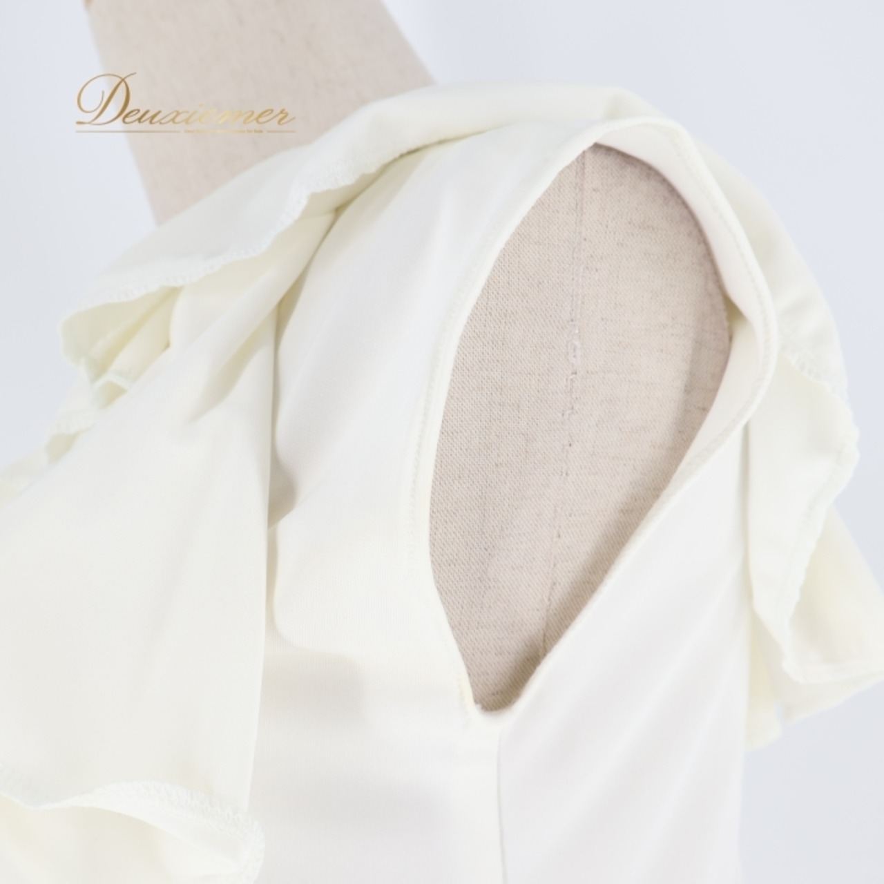 社交ダンス 衣装 トップス ブラウス シャツ ホワイト系 白 無地 レース レッスン 練習着 フラメンコ ダンス パーティ 伸縮 ストレッチ 白 無地 トップス ダンスウェア 練習着 ストレッチ素材 女性用 おしゃれ エレガント ドレープ シンプル