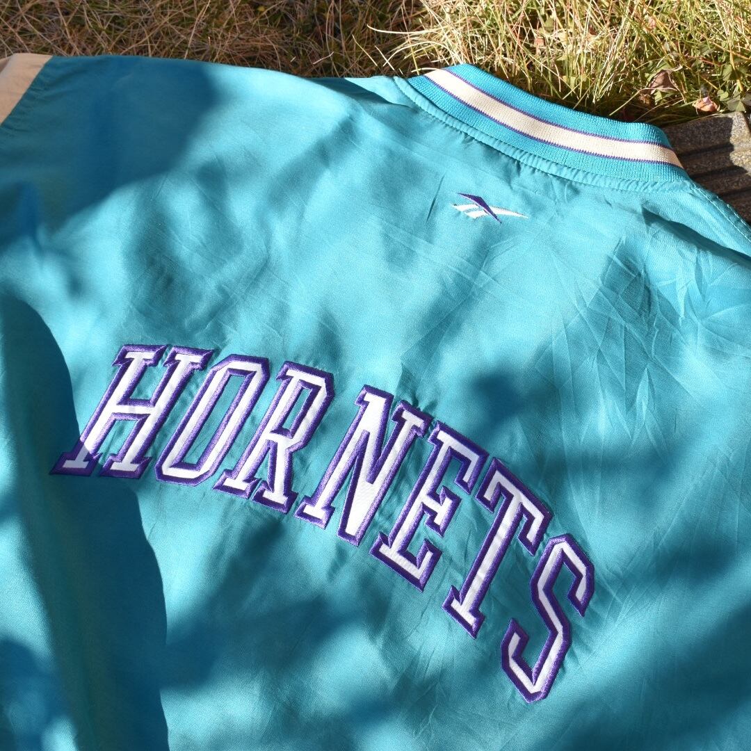 NBA Reebok HORNETS ホーネッツ ナイロンスタジャン 激レア | 古着屋2000
