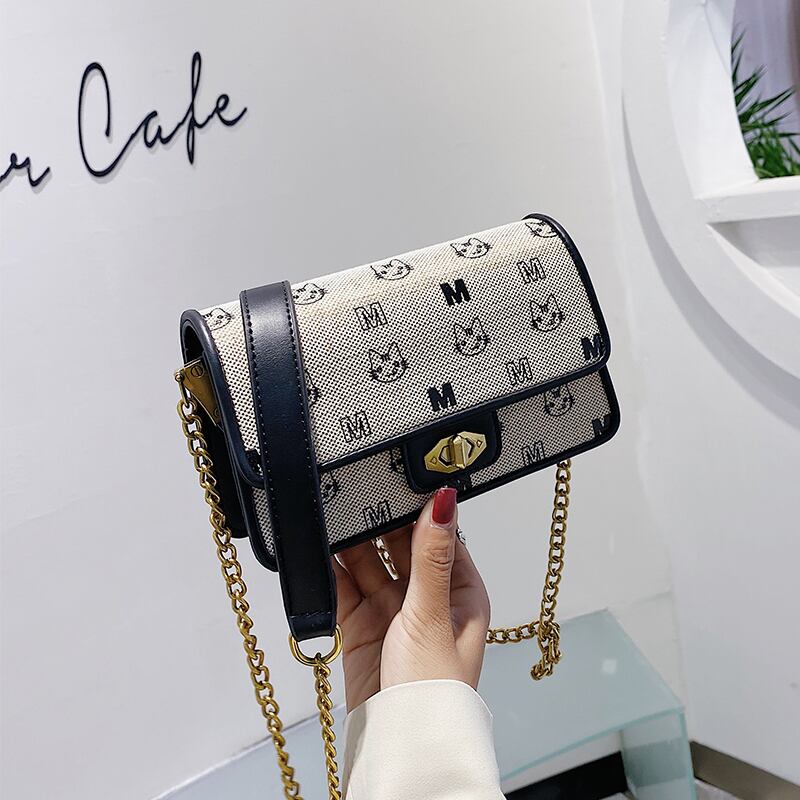 夏の小さなバッグ女性バッグ2020ニューウェーブインワイルドチェーンメッセンジャーバッグネット赤ファッション人気の小さな正方形のバッグ Tiancai_Wing_Bag1507639