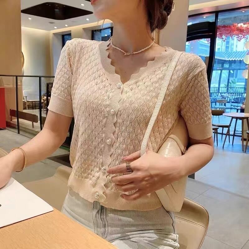 パールボタン5部袖レトロカーディガン　AJ111-5017