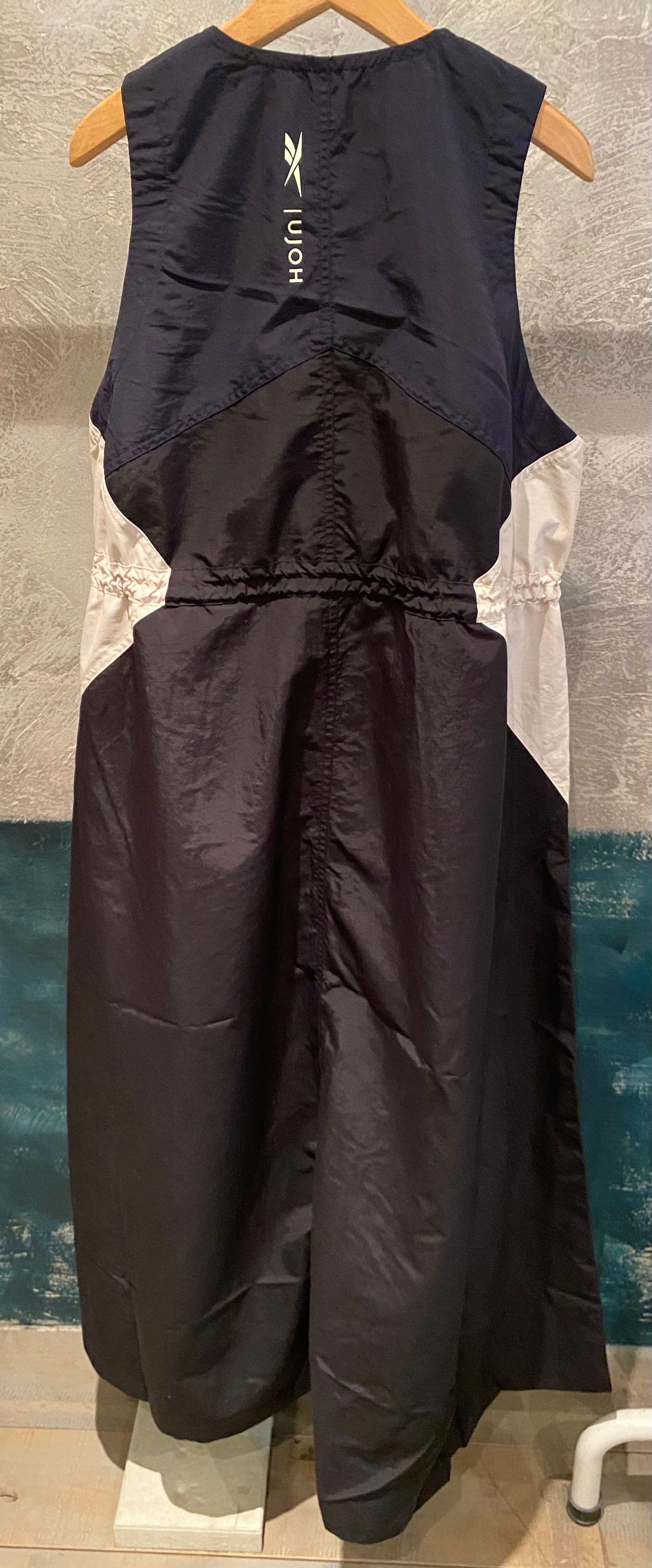 UJOH】Zip Flare Gilet Dress | saumurkyoto