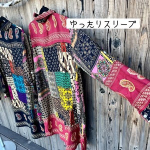 パッチワーク柄シャツ