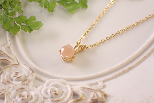 ピーチムーンストーンネックレス　0.92ct [D12‐171]