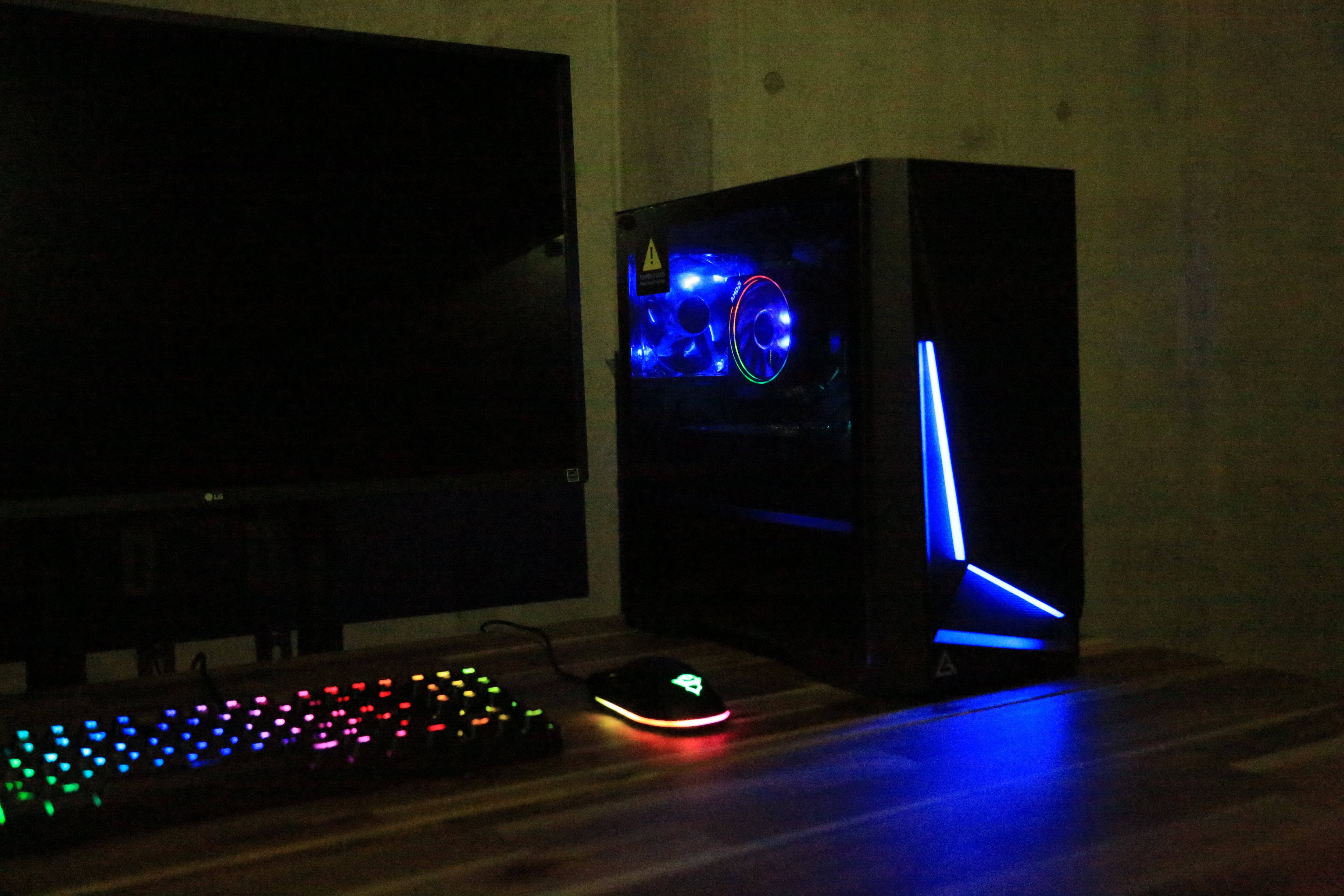 自作ゲーミングPC（材料費12万over＋工賃2万円） | Pay ID