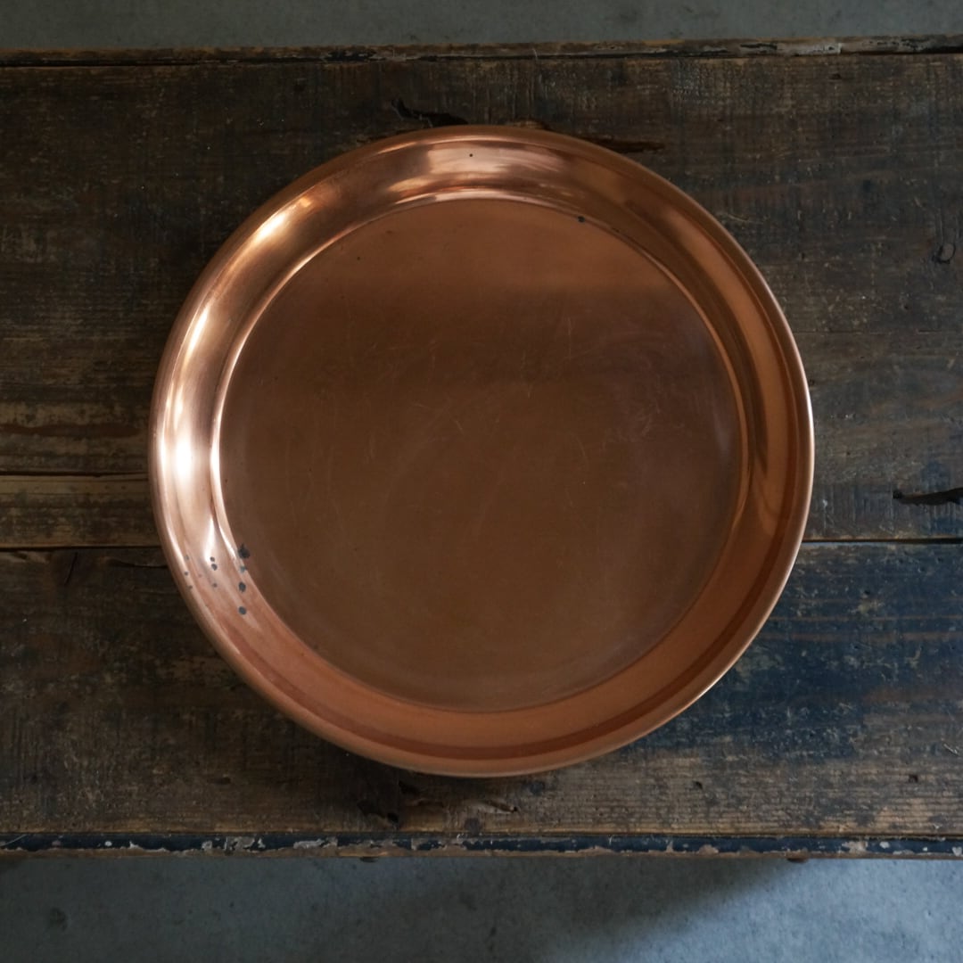 古い国産の銅トレー
