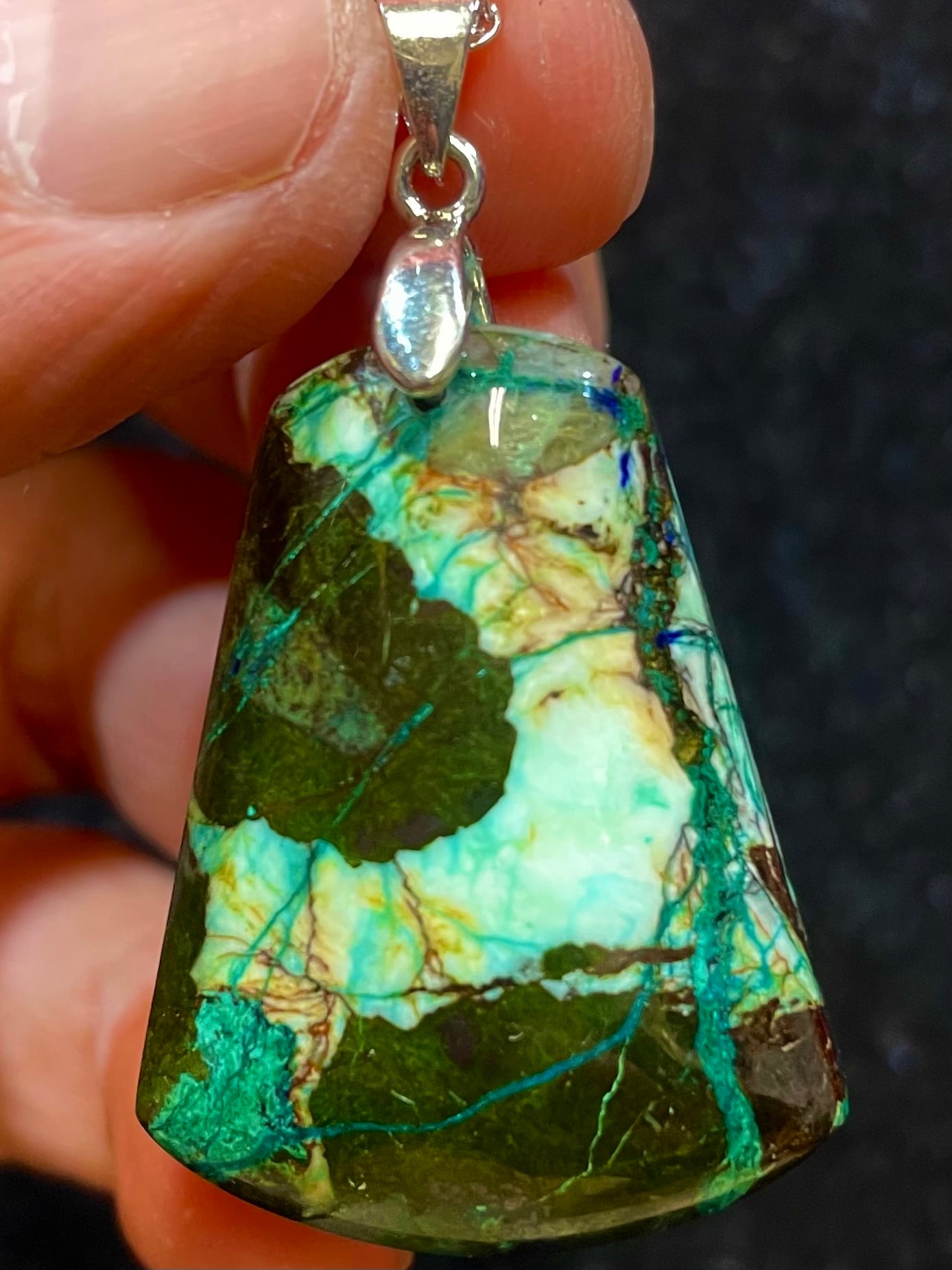 4) イーカ・ストーンPT(アズライトinバライト)