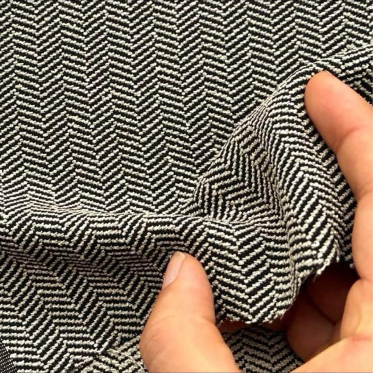 ★NY167◆3.9m◆ポリエステル混弱毛羽立ちジャガード生地◆杉綾柄