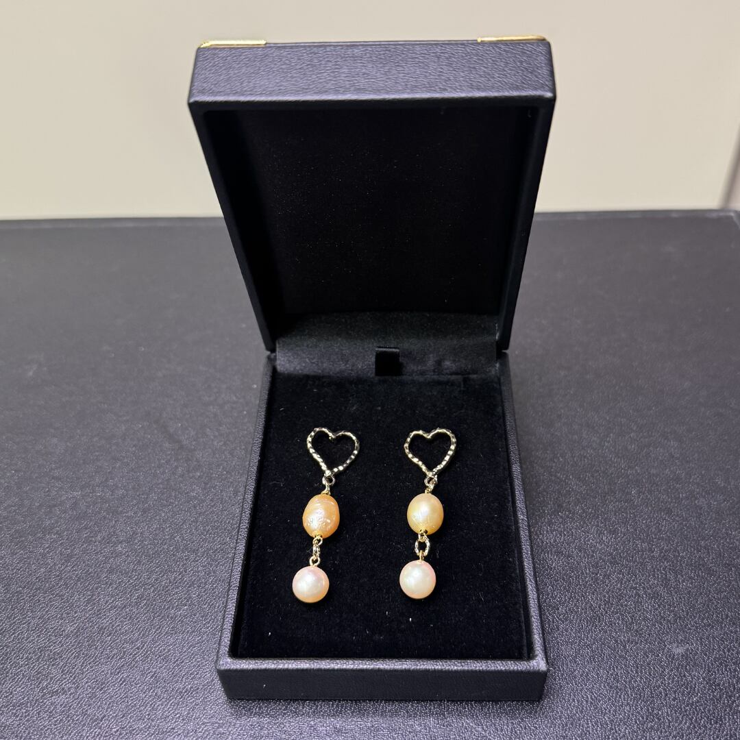 【Via Luna×神戸宝飾】 可愛さと上品さを楽しむ ダブルパールピアス