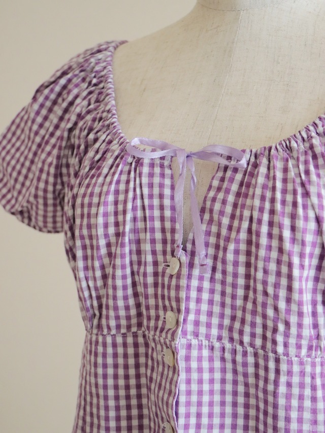●ribbon design plaid blouse