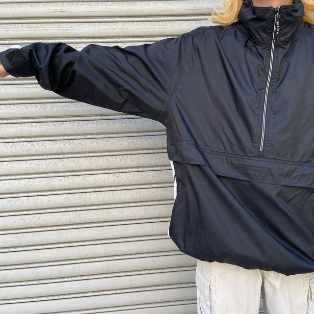 NIKE ハーフジップナイロンプルオーバー ウィンドブレーカー ブラック XL