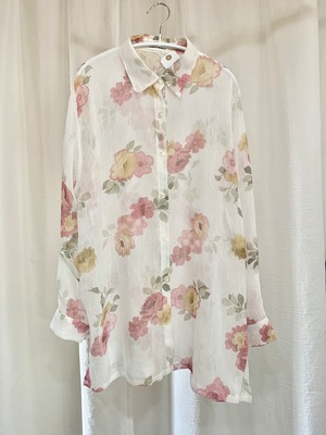 花柄シアーシャツ