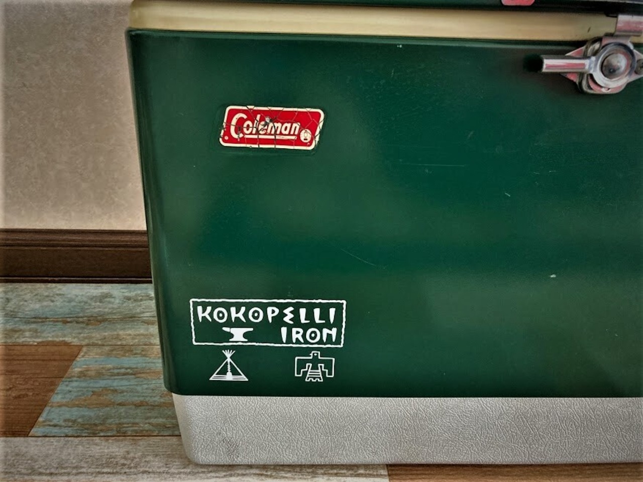 Kokopelli Iron ロゴステッカー マットホワイト サイズM　送料無料