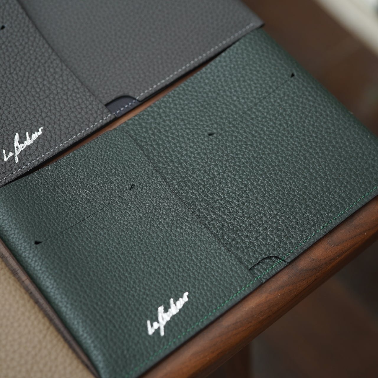 ル・ボナー 残心・二つ折り純札入れ シュランケンカーフ | CIRCLE