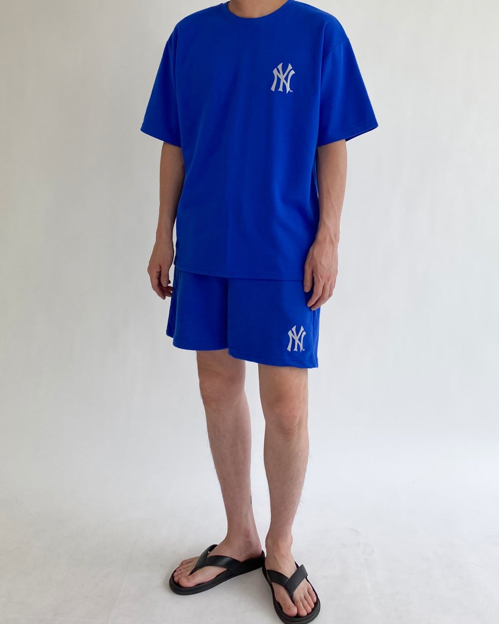 即納】NYロゴ セットアップ | ESSENCE