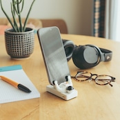 Astronaut Phone Stand
