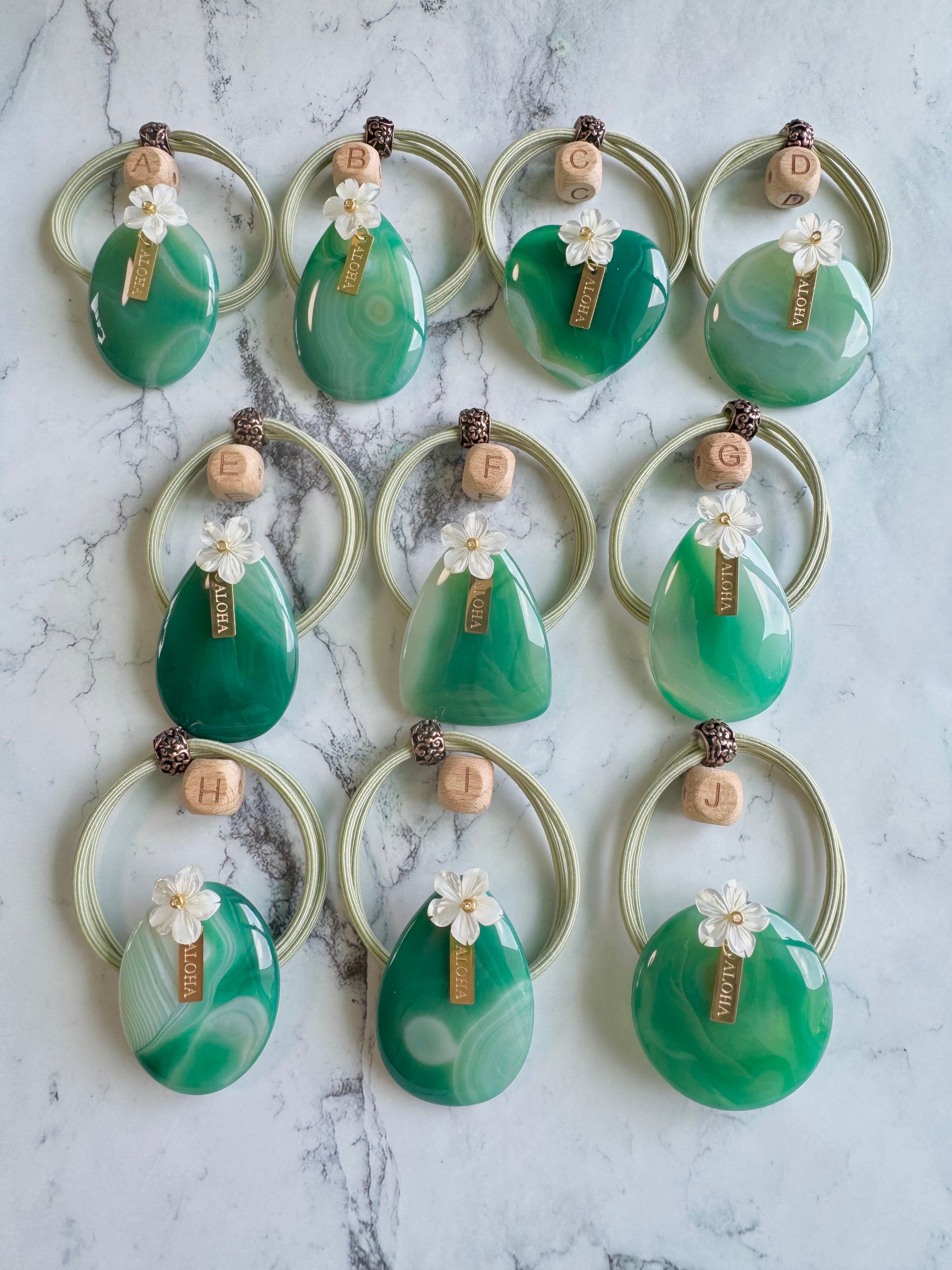 Green agate×Plumeria hair accessory(グリーンアゲート、瑪瑙 Green agate×Plumeria hair accessory(グリーンアゲート、瑪瑙