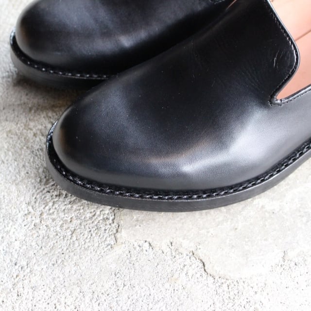 Milton Keynes レザースリッポンシューズ Leather Slip on Shoes